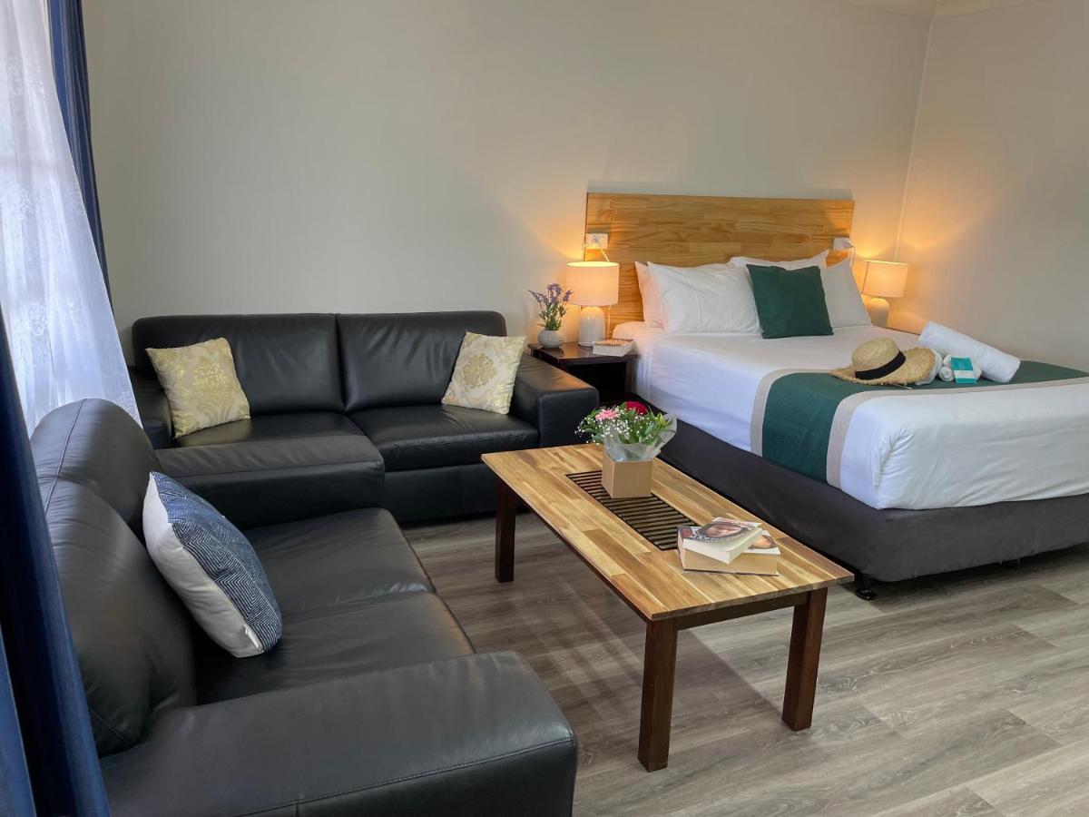 Highway Motor Inn Тарі Екстер'єр фото