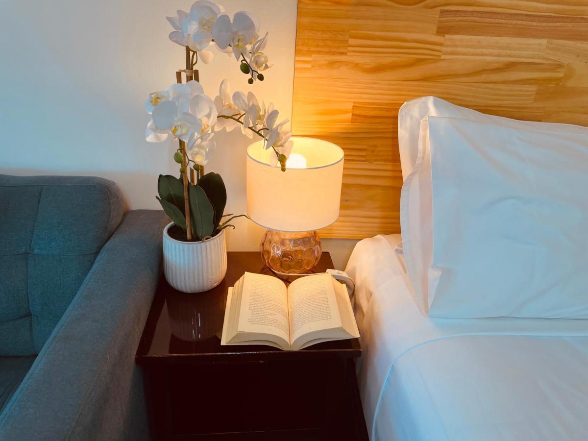 Highway Motor Inn Тарі Екстер'єр фото