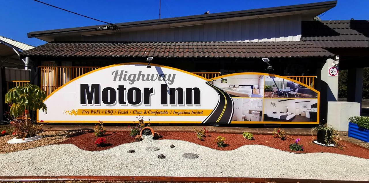 Highway Motor Inn Тарі Екстер'єр фото